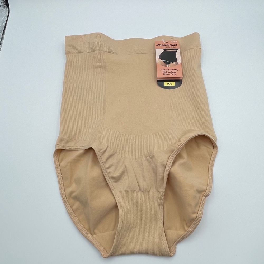Shapermint Essentials High-Waisted Shaper Panty Beige Size M/L 54008 NWT